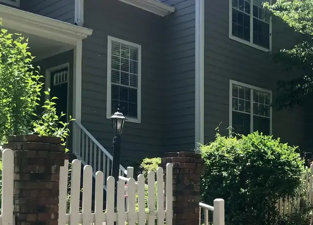 Property at 2539 Oakridge Pl, Decatur, GA, 30033, 2 beds, 2.5 baths, [object Object]