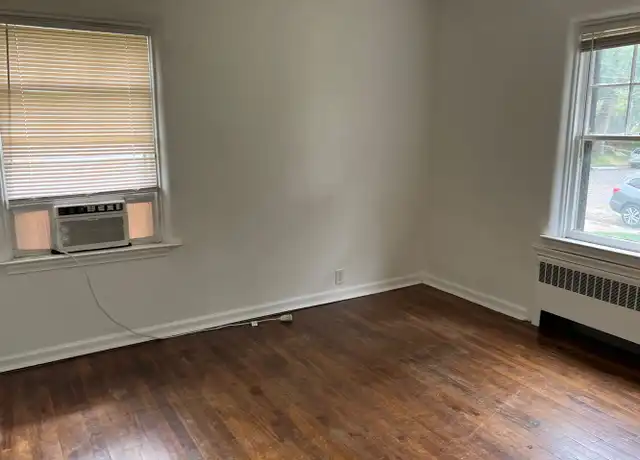 Property at 985 E 1st Ave Unit 1 1A, Salt Lake City, UT, 84103, 4 beds, 1 bath, [object Object]