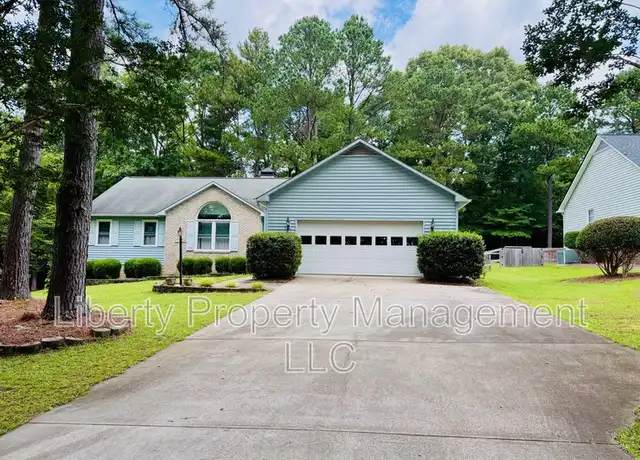 Property at 651 Chelsea Dr, Sanford, NC, 27332, 3 beds, 2 baths, [object Object]