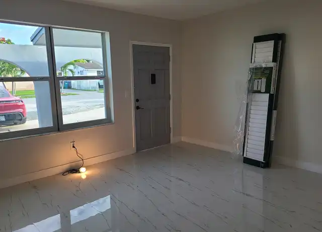 Property at 8925 SW 40th Ter Unit A, Miami, FL, 33165, 2 beds, 1 bath, [object Object]