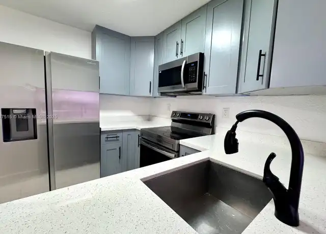 Property at 9350 Fontainebleau Blvd #307, Miami, FL, 33172, 2 beds, 1 bath, [object Object]