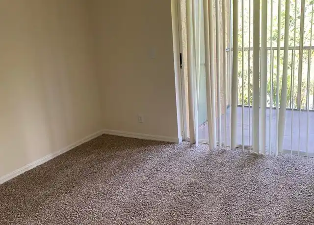 Property at 4025 W McNab Rd Unit E-304, Pompano Beach, FL, 33069, 2 beds, 1 bath, [object Object]