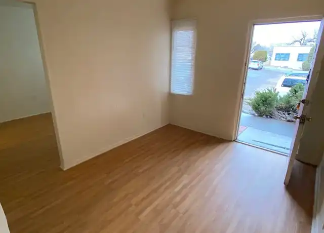 Property at 1617 Gold Ave SE Unit 1617 B, Albuquerque, NM, 87106, 1 bed, 1 bath, [object Object]