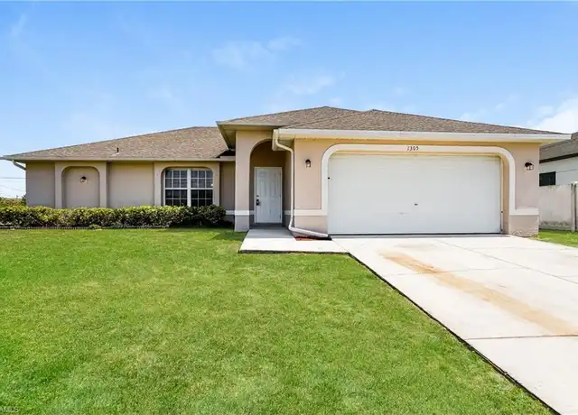 Property at 1305 NE 9th Ave, Cape Coral, FL, 33909, 3 beds, 2 baths, [object Object]