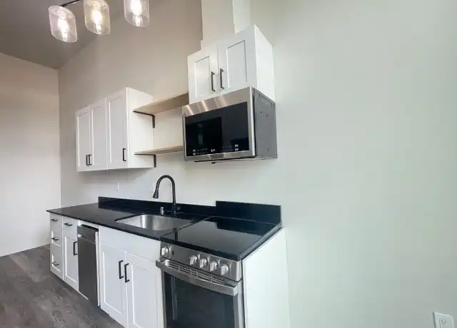 Property at 215 1st Ave N, Seattle, WA, 98109, 0 beds, 1 bath, [object Object]
