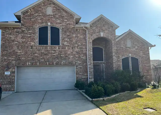 Property at 9518 Franklin Dr, Baytown, TX, 77523, 4 beds, 3.5 baths, [object Object]