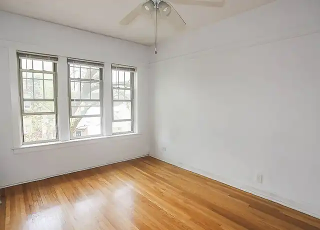 Property at 1825 W Foster Ave, Chicago, IL, 60640, 1 bed, 1 bath, [object Object]