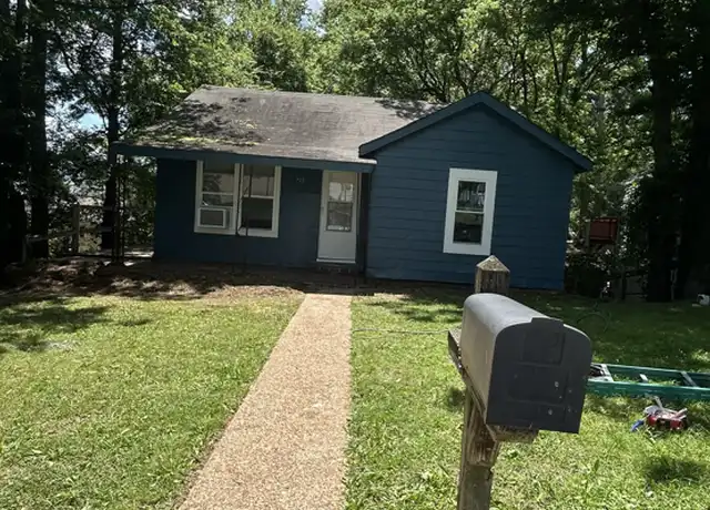 Property at 711 Grandview Ave Unit A, Florence, AL, 35630, 2 beds, 1 bath, [object Object]