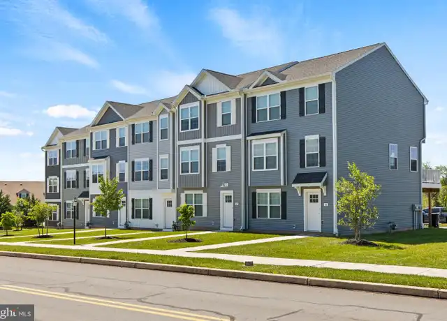Property at 1201 Walnut Bottom Rd #1125, Carlisle, PA, 17015, 4 beds, 2.5 baths, [object Object]