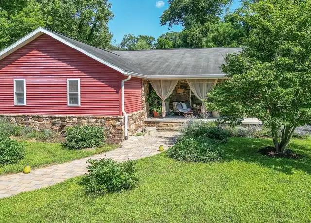 Property at 1106 W Countryside Ln, Bloomington, IN, 47403, 4 beds, 3 baths, [object Object]