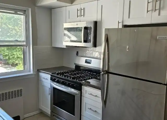 Property at 185 Watsessing Ave Unit 5, Bloomfield, NJ, 07003, 1 bed, 1 bath, [object Object]