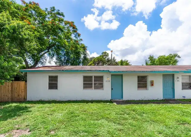 Property at 4758 Gulfstream Rd, Lake Worth, FL, 33461, 3 beds, 1 bath, [object Object]