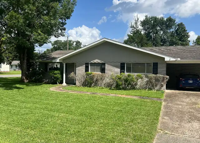 Property at 111 Greenwood Dr, Lafayette, LA, 70506, 3 beds, 3 baths, [object Object]