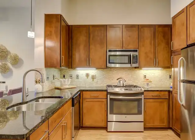 Property at 1655 Brittmoore Rd Unit TGW1, Houston, TX, 77043, 1 bed, 1 bath, [object Object]