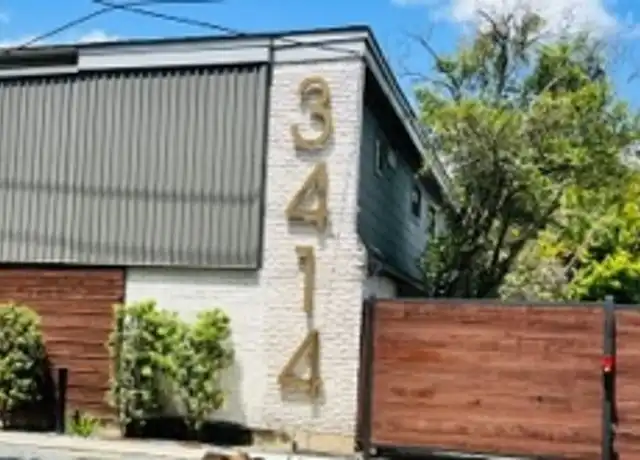 Property at 3414 Graustark St Unit 5, Houston, TX, 77006, 2 beds, 1 bath, [object Object]