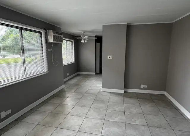 Property at 3812 25th Ave Unit 17, Schiller Park, IL, 60176, 1 bed, 1 bath, [object Object]