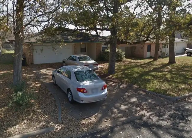 Property at 1006 Hardwood Ln, College Station, TX, 77840, 4 beds, 2 baths, [object Object]