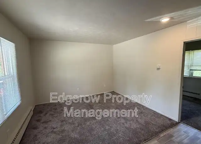 Property at 13827 Ironwood Dr NW Unit 6, Grand Rapids, MI, 49544, 1 bed, 1 bath, [object Object]