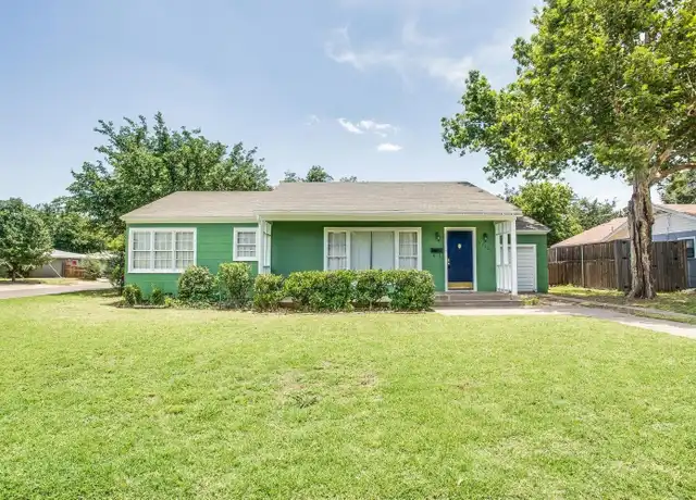 Property at 3201 30th St, Lubbock, TX, 79410, 3 beds, 2 baths, [object Object]