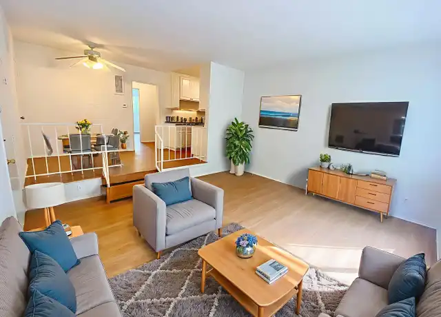 Property at 824 11th St Unit 180-6, Santa Monica, CA, 90403, 1 bed, 1 bath, [object Object]