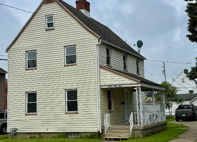 Property at 1387 Ivydale Ave SW, Canton, OH, 44710, 3 beds, 1 bath, [object Object]