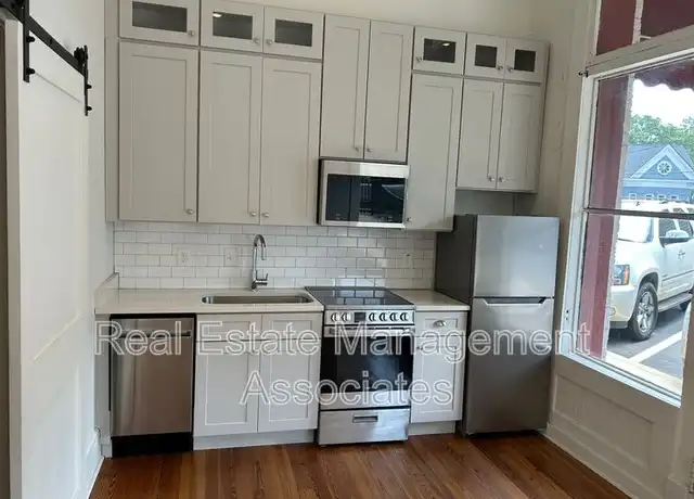 Property at 215 Main St Unit 1A, Barnesville, GA, 30204, 1 bed, 1 bath, [object Object]