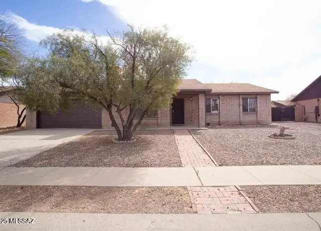Property at 1831 W Oak Ridge Ct, Tucson, AZ, 85746, 3 beds, 2 baths, [object Object]