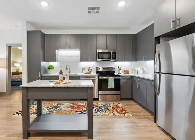 Property at Broadvue Apartments - 8500 N Oklahoma Ave, Oklahoma City, OK, 73114, 0-2 beds, 1-2 bath, [object Object]