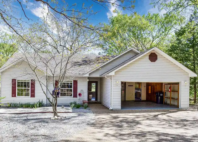 Property at 12 San Pablo Way, Hot Springs Village, AR, 71909, 3 beds, 2 baths, [object Object]