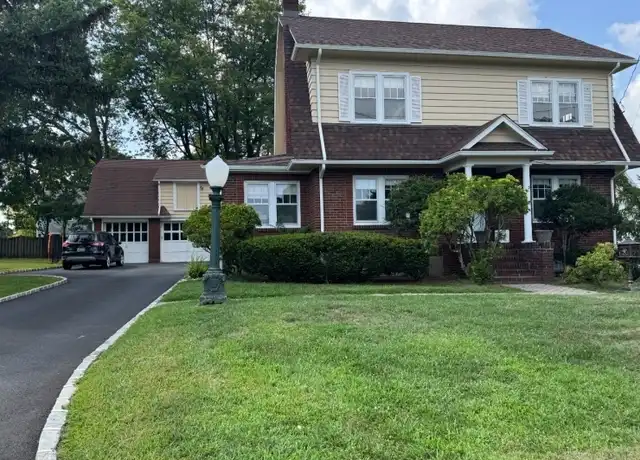 Property at 3 James Pl, Madison, NJ, 07940, 3 beds, 2.5 baths, [object Object]