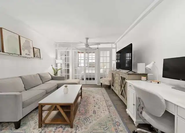 Property at 165 Christopher St Unit LT, New York, NY, 10014, 0 beds, 1 bath, [object Object]