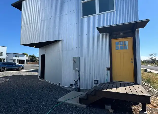 Property at 402 Windsor Ct Unit 2, Ellensburg, WA, 98926, 1 bed, 1 bath, [object Object]
