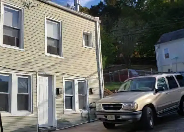 Property at 121 Turner St, Paterson, NJ, 07501, 1 bed, 1 bath, [object Object]