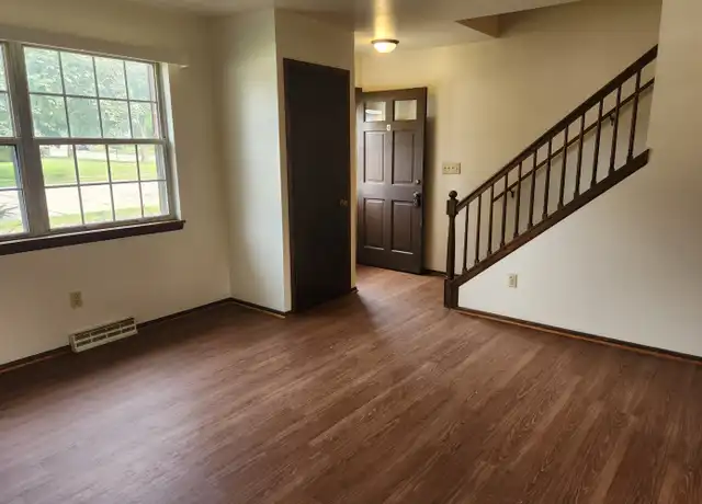 Property at 1230 Wisteria Ln Unit 2, Waukesha, WI, 53189, 2 beds, 1.5 baths, [object Object]