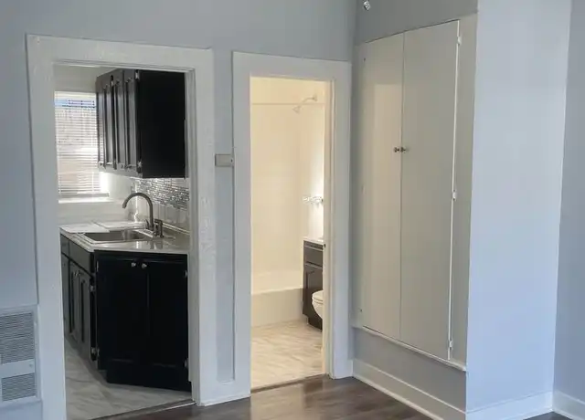 Property at 1420 E 75th St Unit 1/6-1420, Los Angeles, CA, 90001, 0 beds, 1 bath, [object Object]