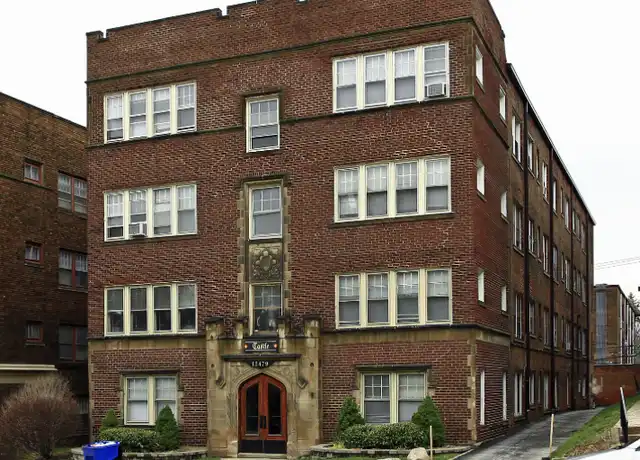 Property at 12479 Cedar Rd Unit 105, Cleveland Heights, OH, 44106, 1 bed, 1 bath, [object Object]