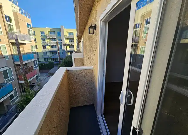 Property at 5050 Klump Ave, North Hollywood, CA, 91601, 1 bed, 1 bath, [object Object]