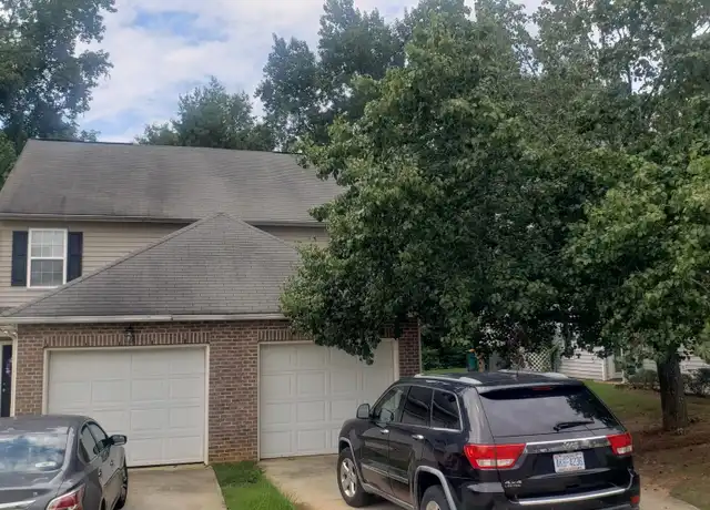 Property at 141 Woodson Dr, Clayton, NC, 27527, 2 beds, 2.5 baths, [object Object]