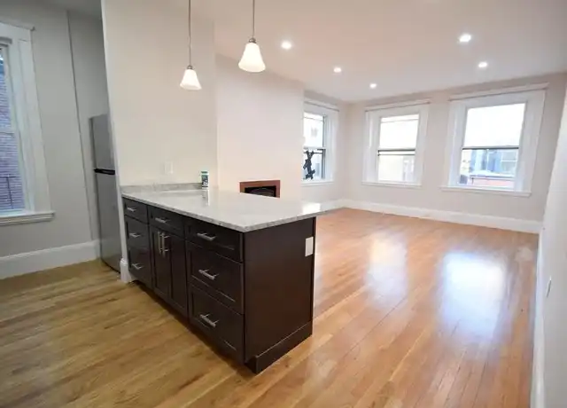 Property at 48 Gloucester St, Boston, MA, 02115, 3 beds, 1 bath, [object Object]