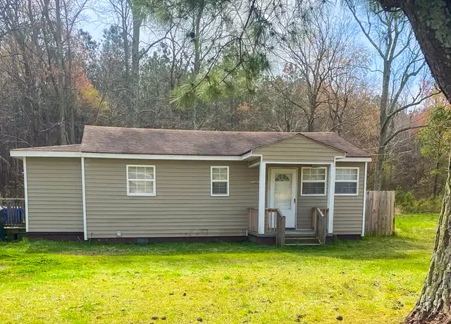 Property at 2040 Whaleyville Blvd, Suffolk, VA, 23434, 3 beds, 1 bath, [object Object]