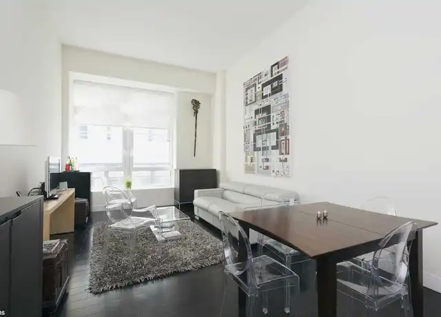 Property at 111 Fulton St #810, New York, NY, 10038, 0 beds, 1 bath, [object Object]