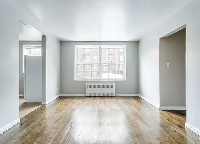Property at New Center Plaza - 675 Seward Ave, Detroit, MI, 48202, 1 bed, 1 bath, [object Object]