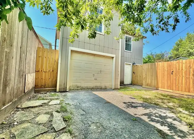 Property at 114 Munford St Unit 1/2, Houston, TX, 77008, 1 bed, 1 bath, [object Object]