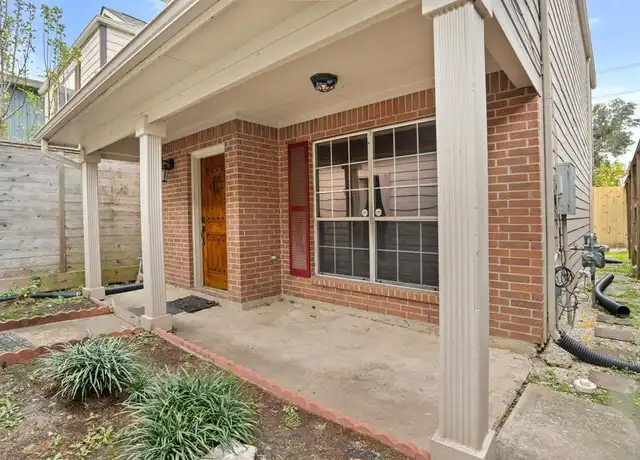 Property at 1015 Andrews St, Houston, TX, 77019, 3 beds, 2.5 baths, [object Object]