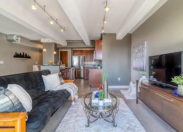 Property at 800 Brazos St Unit 419-1, Austin, TX, 78701, 1 bed, 1 bath, [object Object]