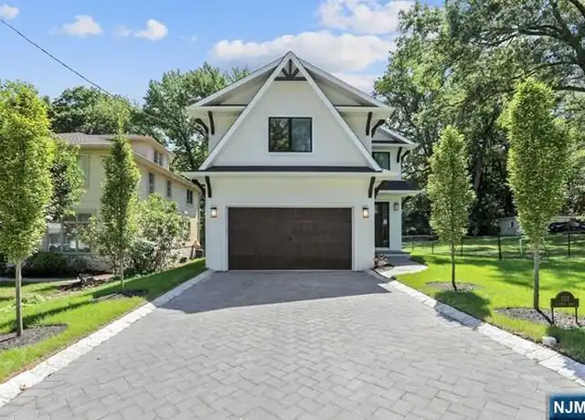 Property at 152 Columbus Dr, Tenafly, NJ, 07670, 5 beds, 4.5 baths, [object Object]