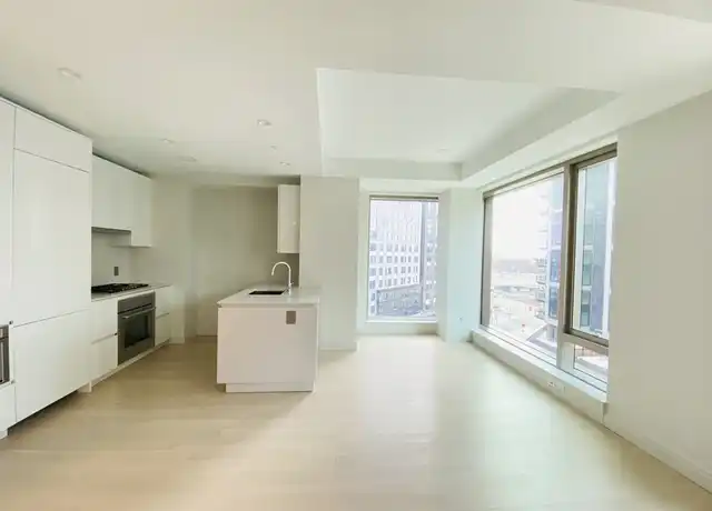 Property at 135 Seaport Blvd #711, Boston, MA, 02210, 1 bed, 1 bath, [object Object]