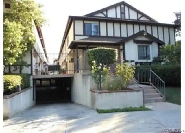 Property at 19620 Wyandotte St, Reseda, CA, 91335, 3 beds, 3 baths, [object Object]