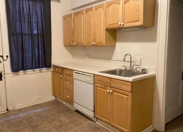 Property at 5806 Howe St Apt 2, Pittsburgh, PA, 15232, 3 beds, 1.5 baths, [object Object]