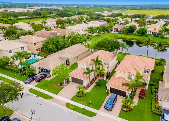 Property at 10324 Willow Oaks Trl, Boynton Beach, FL, 33473, 4 beds, 2.5 baths, [object Object]